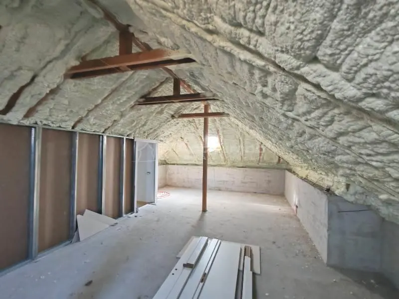 منزل منفصل للبيع - بريلونجيريا غينسيا، مارجيليلور - €225.000 شامل الضريبة - foto 10