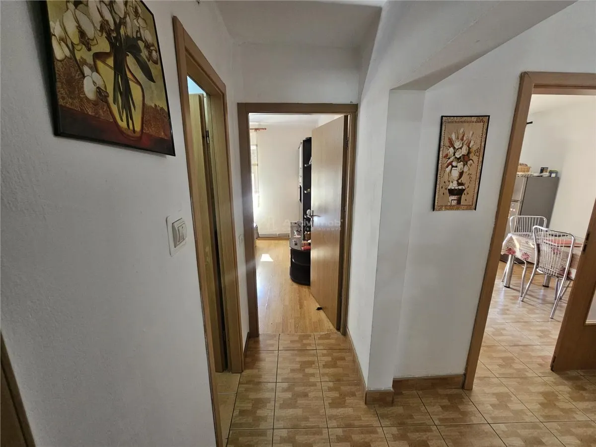 Resita, Appartement 2 Chambres, Meublé et Équipé, Micro 4 - foto 10