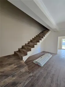 ثنائي الوحدة موسنيتا فيتشي، منطقة مركزية – 125 م² - foto 11