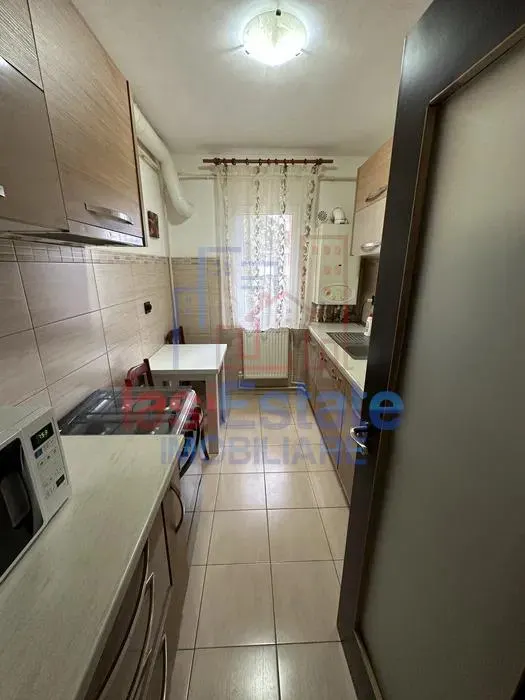 Apartament 2 Camere Podu Ros - foto 8