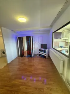 Studio for sale 35 sqm in Iasi, Cug area - foto 2