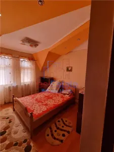 House / villa for sale 135 sqm in Valea Adanca - foto 11