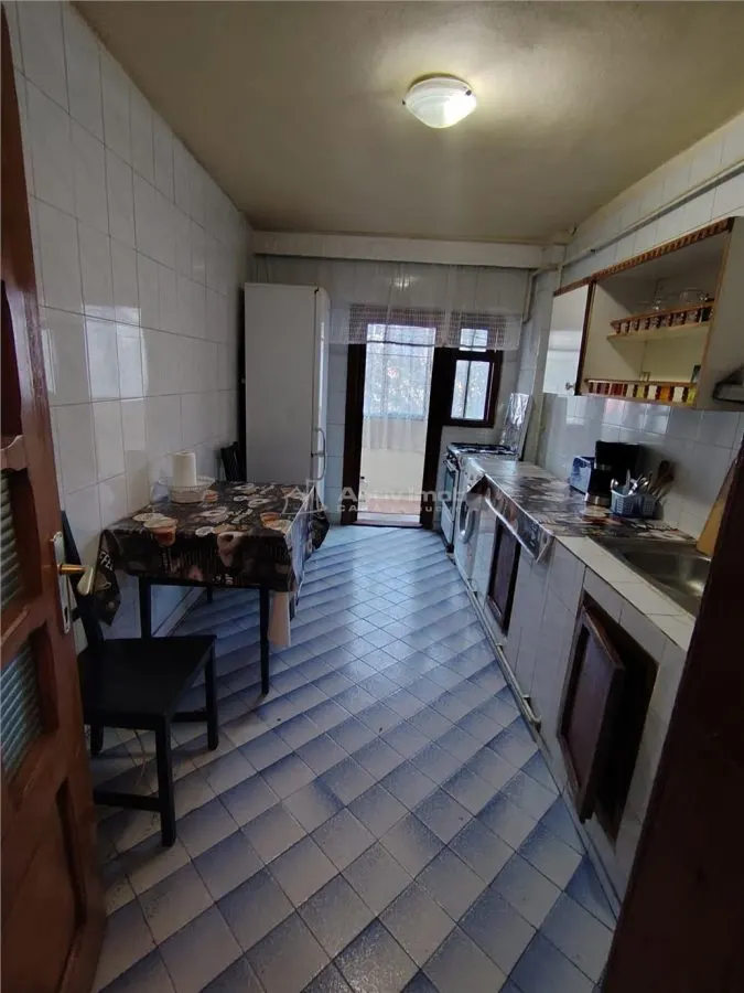 Apartment with 2 bedrooms for sale 56 sqm in Targoviste, Exterior Sud area - foto 2