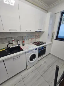 Apartment with 2 bedrooms for sale 50 sqm in Valea Lupului - foto 2