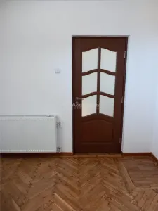 Apartament 3 camere in Vila Ultracentral Str.Roma - foto 3