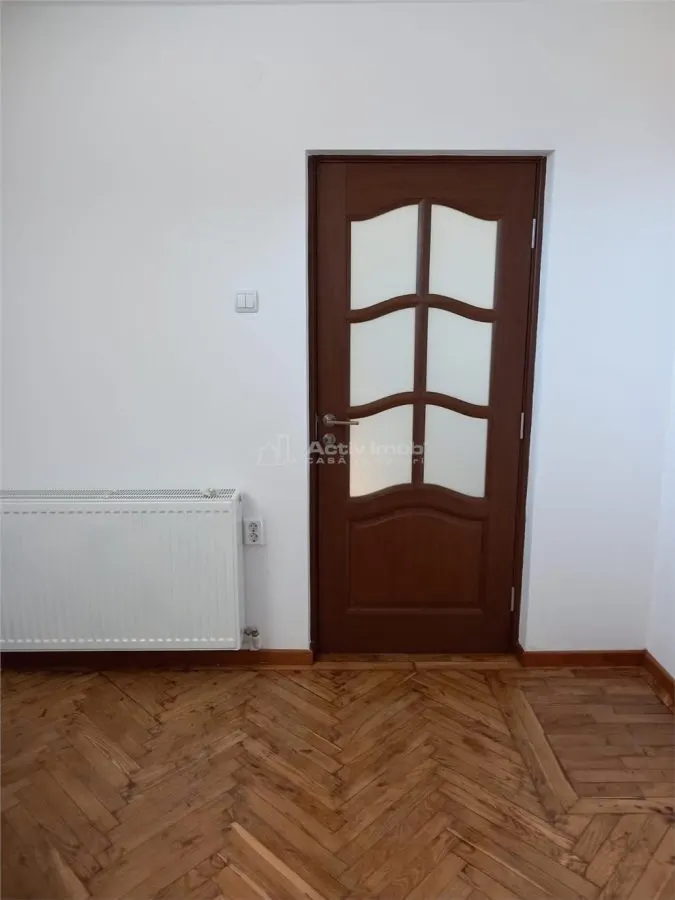 Apartament 3 camere in Vila Ultracentral Str.Roma - foto 3