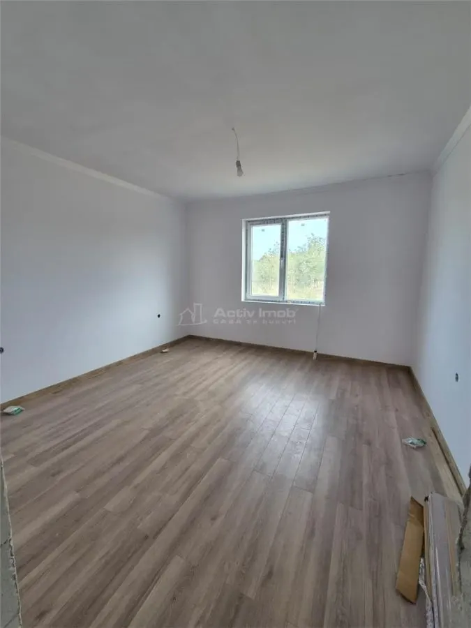 CASA 3 CAMERE - 70 mp utili + 350 mp teren + 10 mp terasa 69900 € - COMISION 0% - foto 2