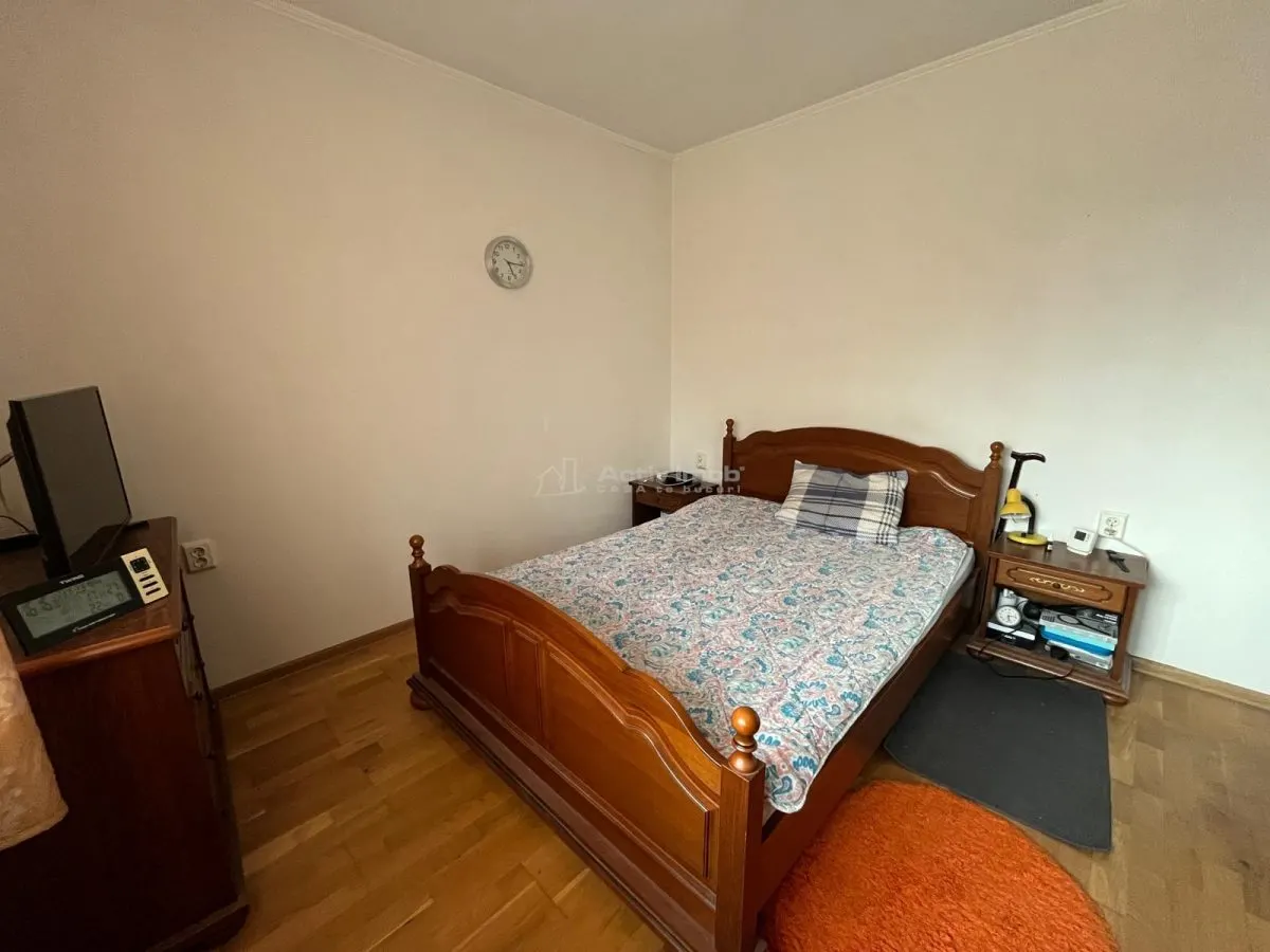 Caransebes, Maison avec Terrain 385 m², Zone Racovita - foto 5