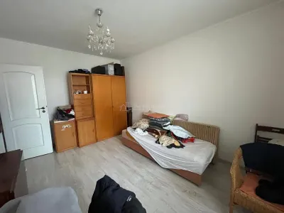 Caransebes, Maison avec Terrain 385 m², Zone Racovita - foto 6
