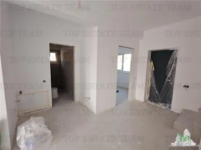 فيلا ملاصقة، 4+ غرف نوم، أرضي + 1 + علية + قبو، بريلونجيرا غينتشيا - foto 12