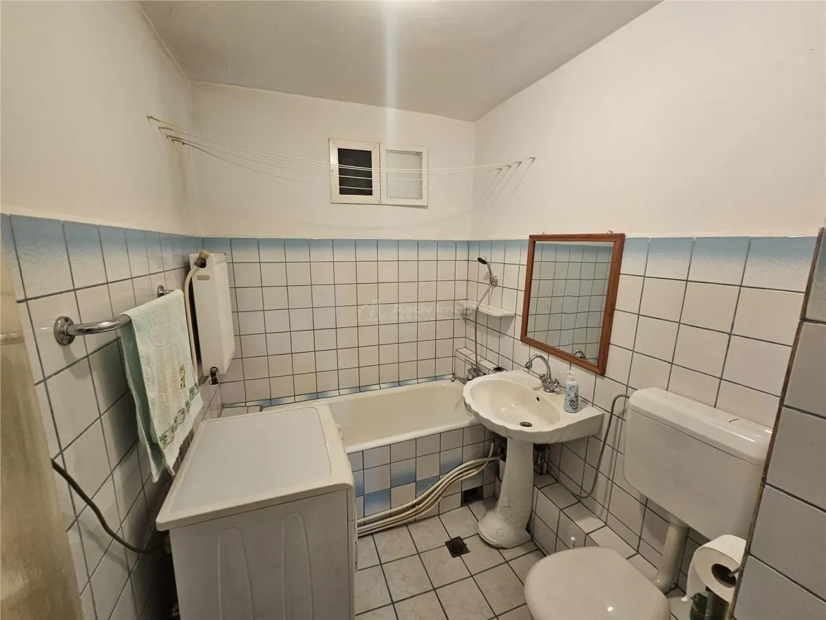 Apartment with 2 bedrooms for sale 56 sqm in Resita, Micro IV area - foto 19