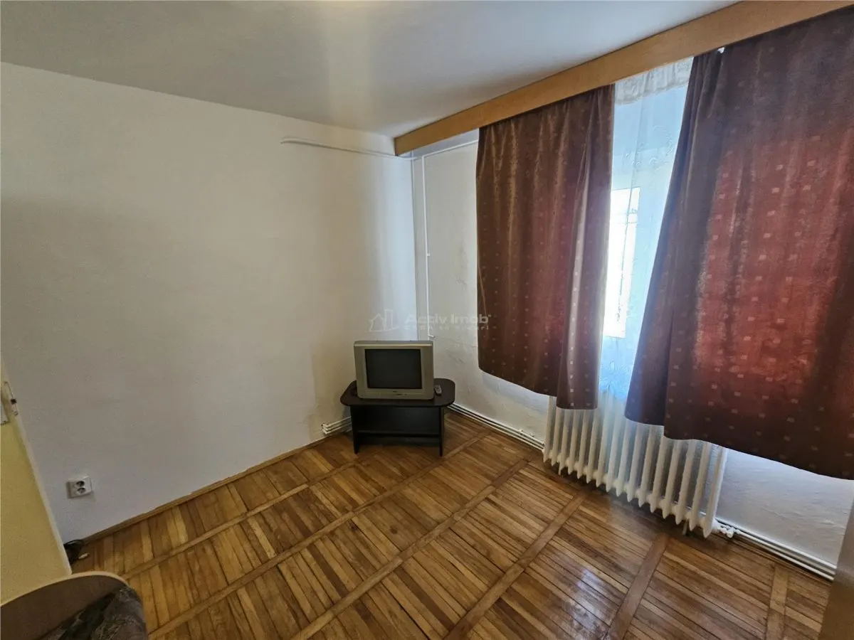 Apartment with 2 bedrooms for sale 56 sqm in Resita, Micro IV area - foto 24