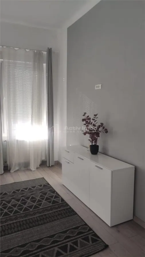 Appartement 2 Pièces, Podgoria – Cour Commune - foto 4