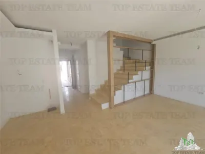 Villa de 5 Dormitorios con Garaje en Prelungirea Ghencea - foto 13