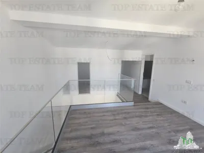 Villa de 5 Dormitorios con Garaje en Prelungirea Ghencea - foto 6