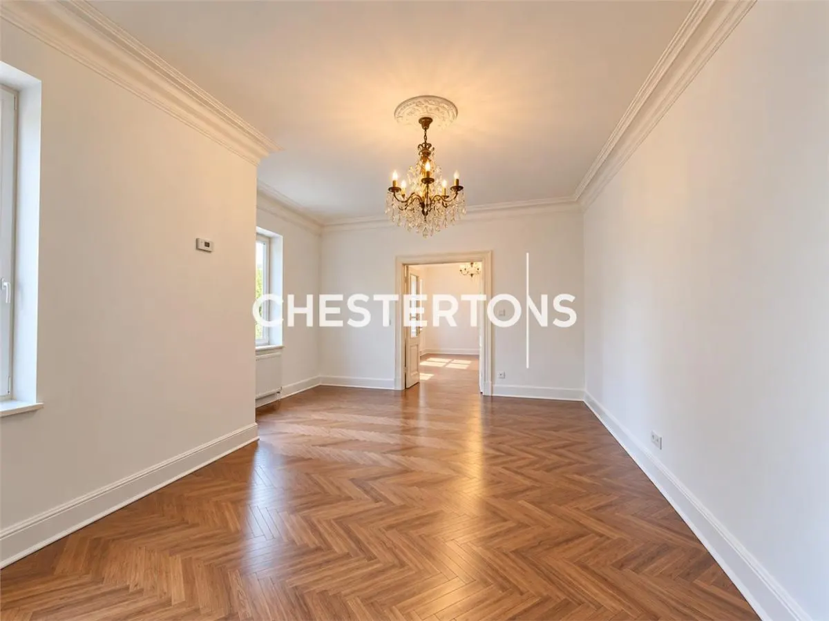 Alquiler | Villa Individual de Época | 250 m² | Patio y Garaje | Gara de Nord, Bucarest - foto 11