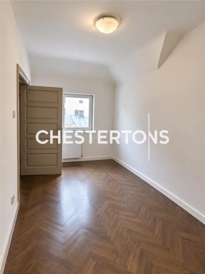 Alquiler | Villa Individual de Época | 250 m² | Patio y Garaje | Gara de Nord, Bucarest - foto 14