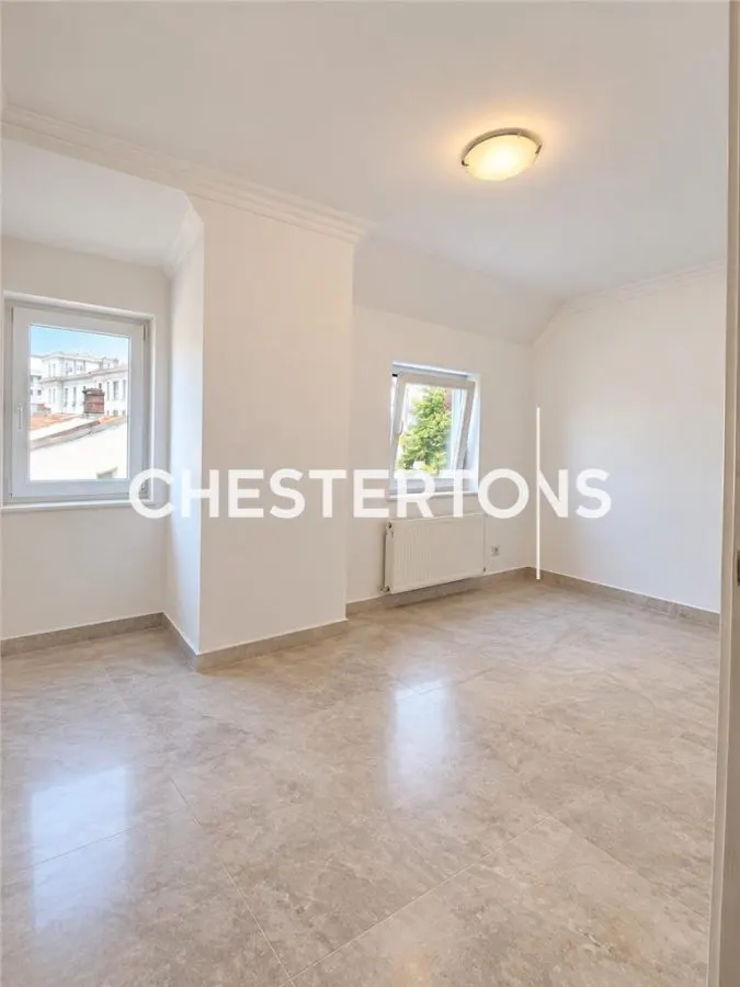 Alquiler | Villa Individual de Época | 250 m² | Patio y Garaje | Gara de Nord, Bucarest - foto 15