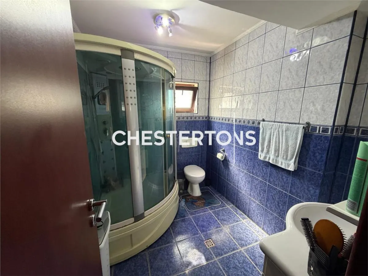 Villa de 5 Dormitorios con Terreno Generoso, Popesti – Completamente Amueblada y Modernamente Equipada - foto 15