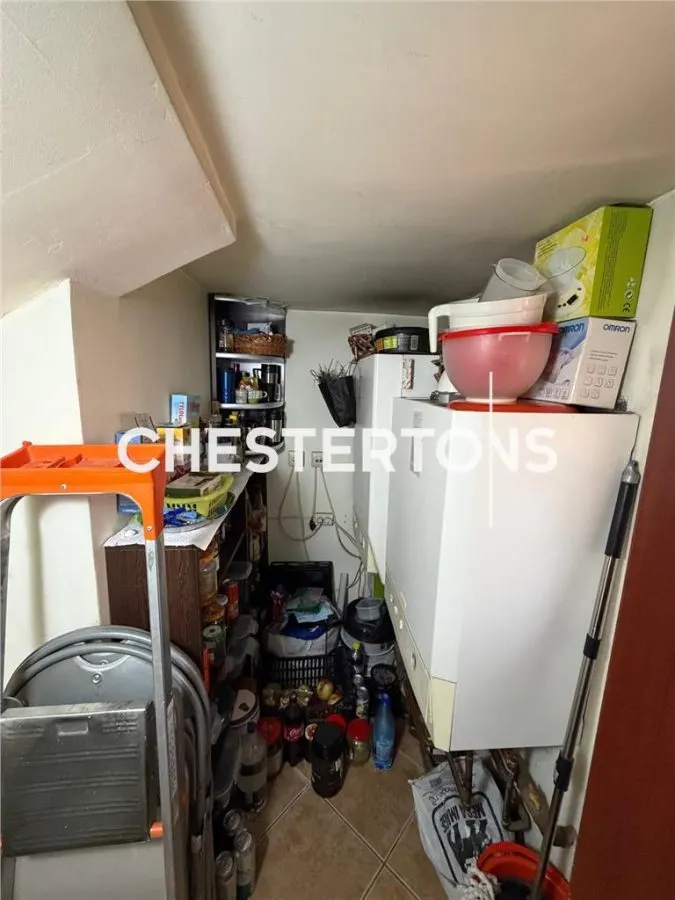 Villa de 5 Dormitorios con Terreno Generoso, Popesti – Completamente Amueblada y Modernamente Equipada - foto 21