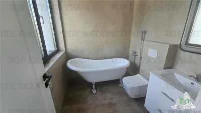 House / villa for sale 112 sqm in Bucuresti, Drumul Taberei area - foto 4
