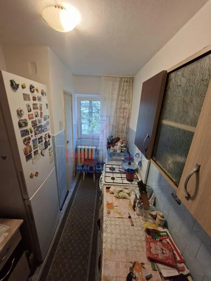 Apartament 3 camere zona Dacia - etaj 2 - centrala proprie - foto 1