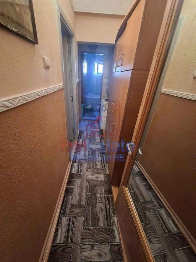 Apartament 3 camere zona Dacia - etaj 2 - centrala proprie - foto 7