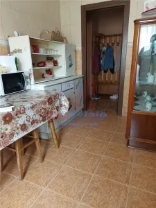 Camera de inchiriat in Apartament cu 3 camere decomandat cu 2 bai - foto 6