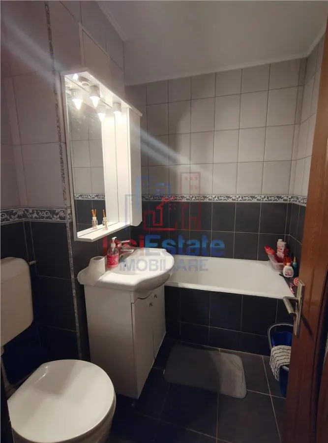 Camera de inchiriat in Apartament cu 3 camere decomandat cu 2 bai - foto 7