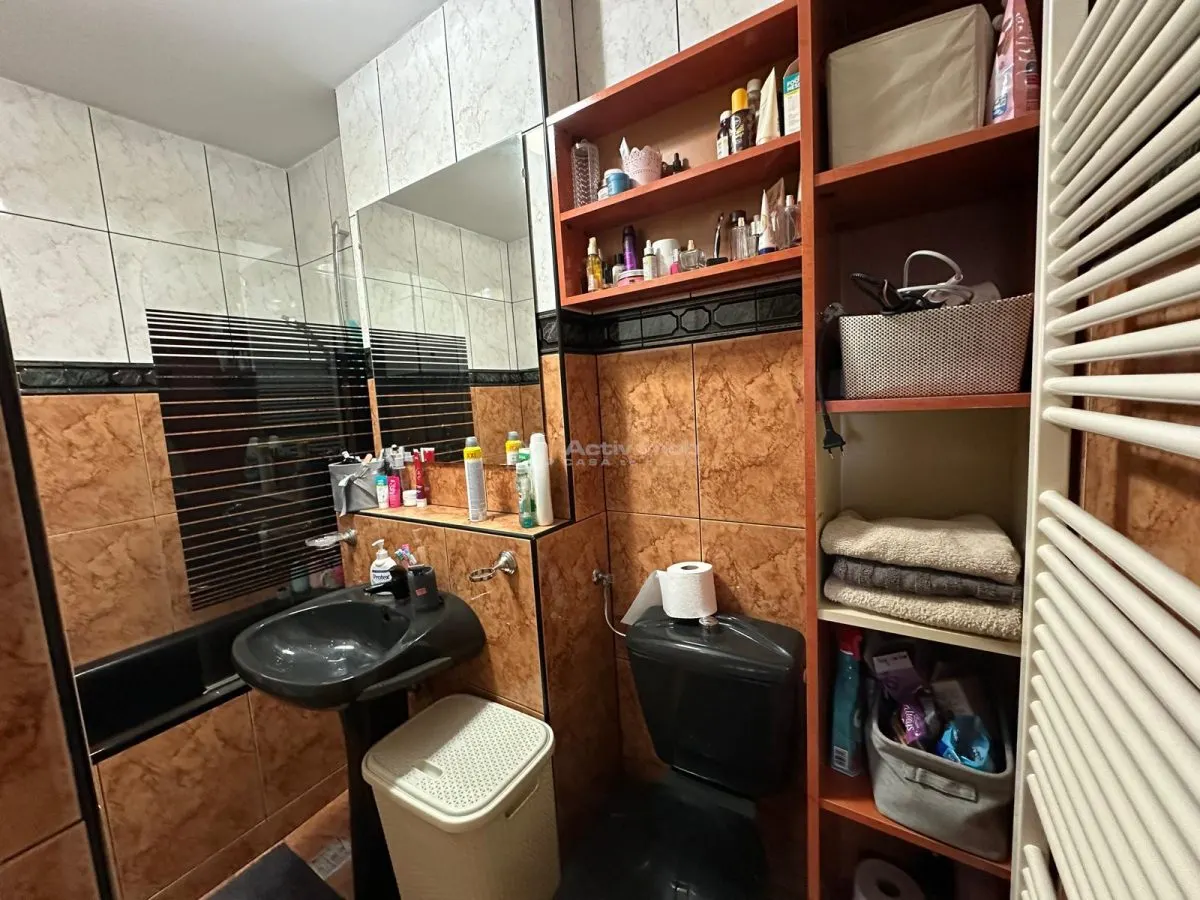Apartment with 3 bedrooms for sale 99 sqm in Resita, Central area - foto 21