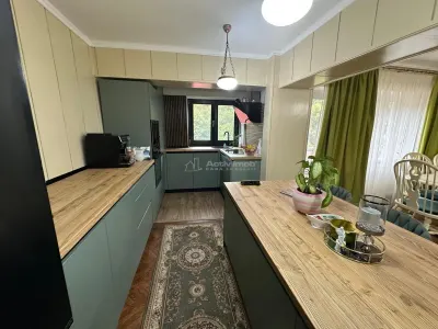 Apartment with 3 bedrooms for sale 99 sqm in Resita, Central area - foto 7