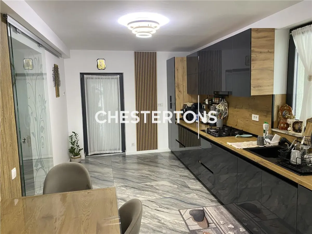 Maison Moderne à Vendre à Stefanestii de Jos - foto 8