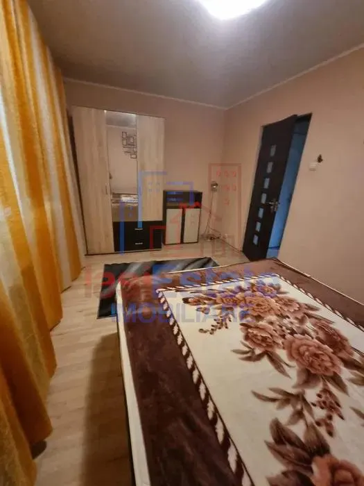 Apartment with 2 bedrooms for sale 46 sqm in Iasi, Podul de Piatra area - foto 2