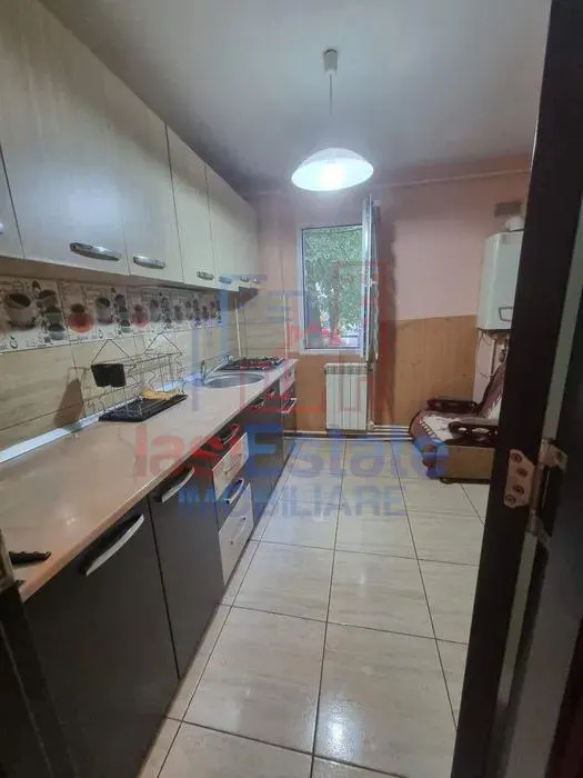 Apartment with 2 bedrooms for sale 46 sqm in Iasi, Podul de Piatra area - foto 4