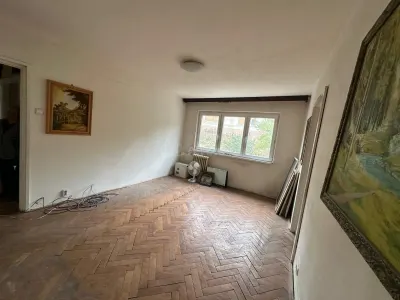 Apartment with 3 bedrooms for sale 56 sqm in Resita, Moroasa 1 area - foto 11