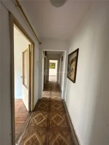 Apartment with 3 bedrooms for sale 56 sqm in Resita, Moroasa 1 area - foto 13