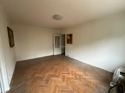 Apartment with 3 bedrooms for sale 56 sqm in Resita, Moroasa 1 area - foto 21