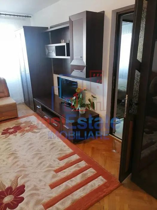 Apartment with 2 bedrooms for sale 46 sqm in Iasi, Podu Ros area - foto 2
