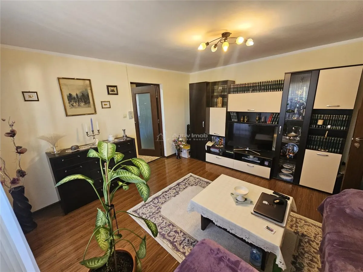 Apartment with 3 bedrooms for sale 65 sqm in Resita, Micro IV area - foto 14