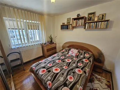 Apartment with 3 bedrooms for sale 65 sqm in Resita, Micro IV area - foto 15