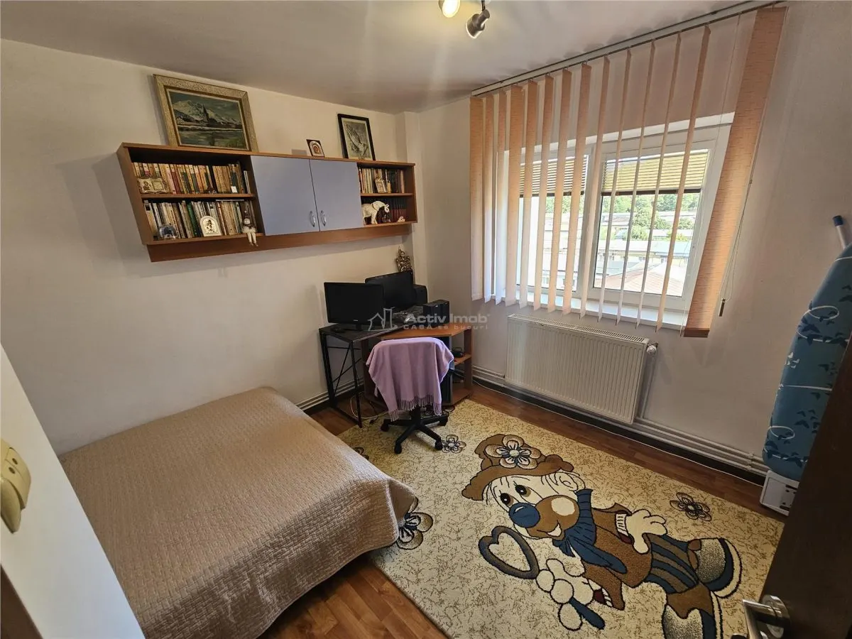 Apartment with 3 bedrooms for sale 65 sqm in Resita, Micro IV area - foto 17