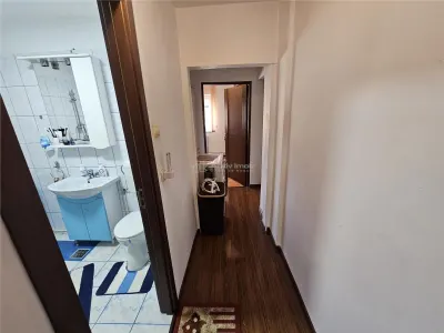 Apartment with 3 bedrooms for sale 65 sqm in Resita, Micro IV area - foto 23