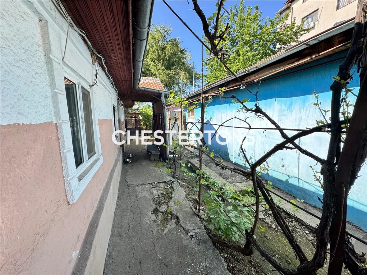 Casa de vanzare Colentina-Fundeni, teren 232 mp, ideal demolare sau renovare - foto 1