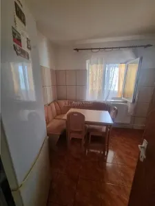 Apartament 3 cam,72 mp , doua bai zona PECO - foto 7