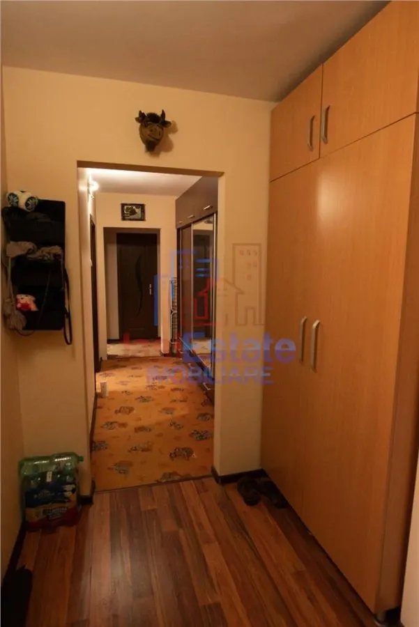 Appartement 3 Chambres, 68 m², Agencement Séparé, Podu Ros - foto 3