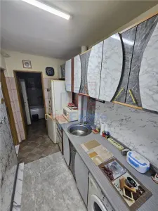 Apartment with 3 bedrooms for sale 54 sqm in Iasi, Podu Ros area - foto 5