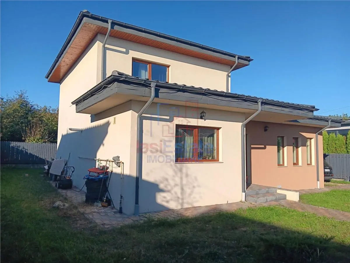 House / villa for sale 130 sqm in Miroslava - foto 2