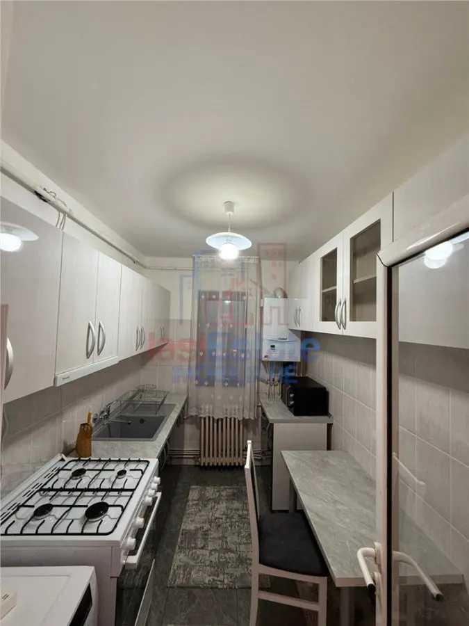 Apartament 2 camere zona Podu Ros - Pasapoarte - foto 4