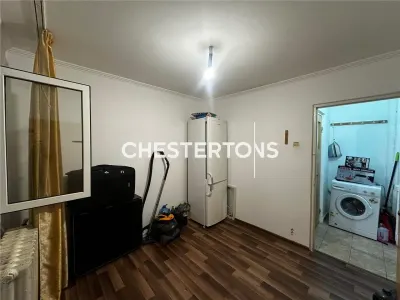 Apartment with 2 bedrooms for sale 43.86 sqm in Bucuresti, Ferentari area - foto 2