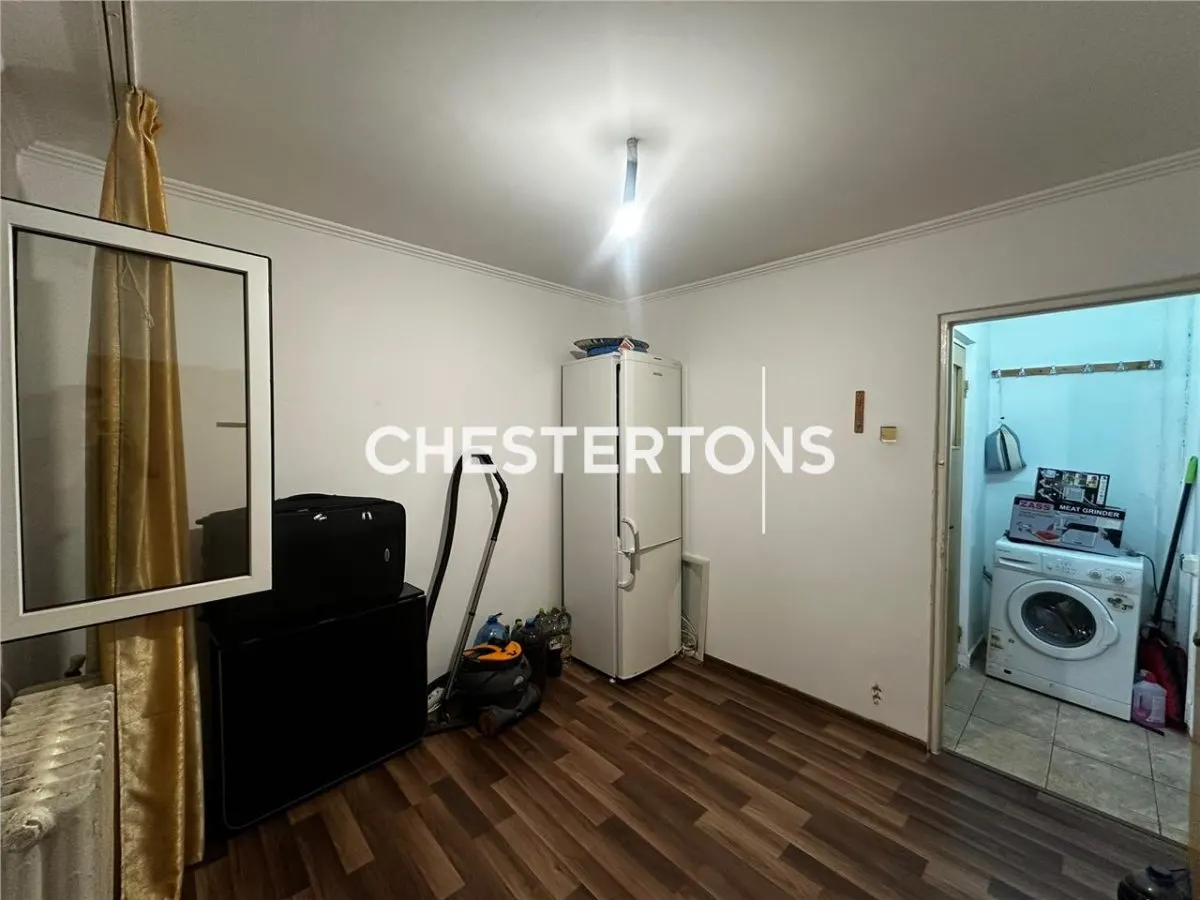 Apartment with 2 bedrooms for sale 43.86 sqm in Bucuresti, Ferentari area - foto 2
